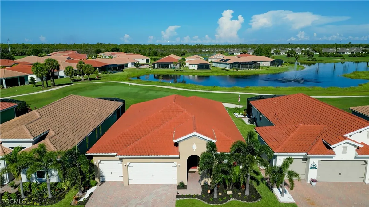 Property Slideshow image 1 of 49 | 3668 avenida del vera, North Fort Myers, FL, 33917