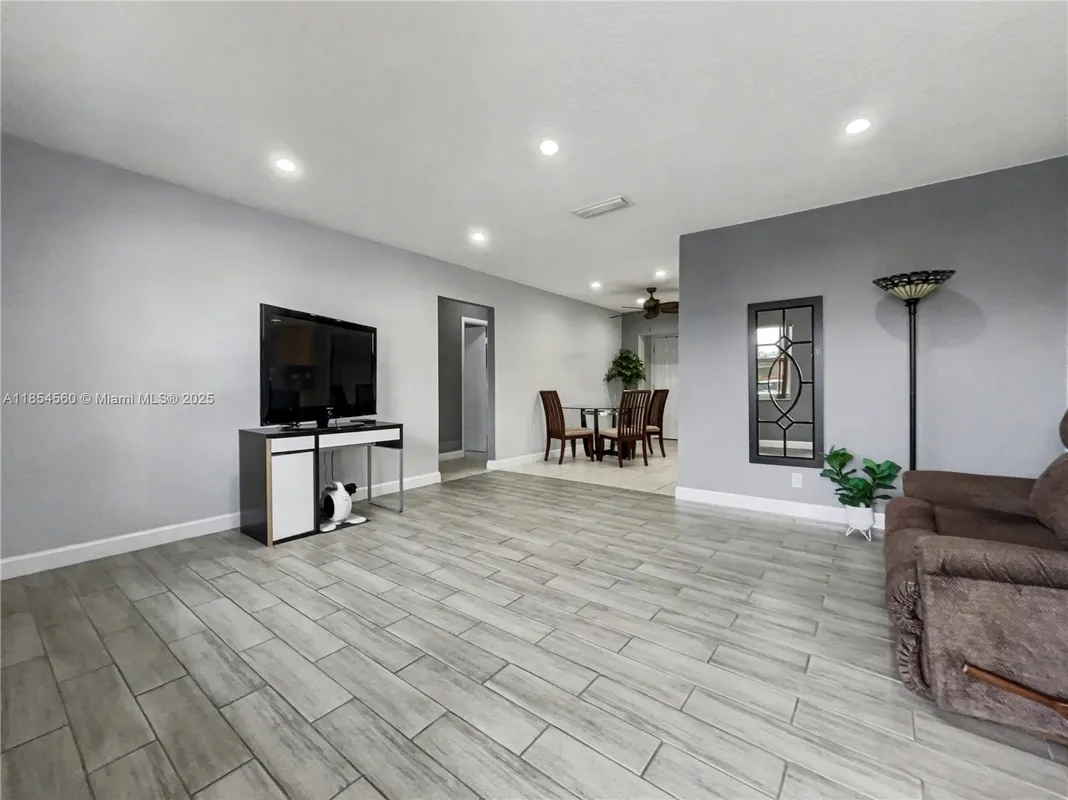 Property Slideshow image 1 of 17 | 6960 nw 11th ct, Margate, FL, 33063