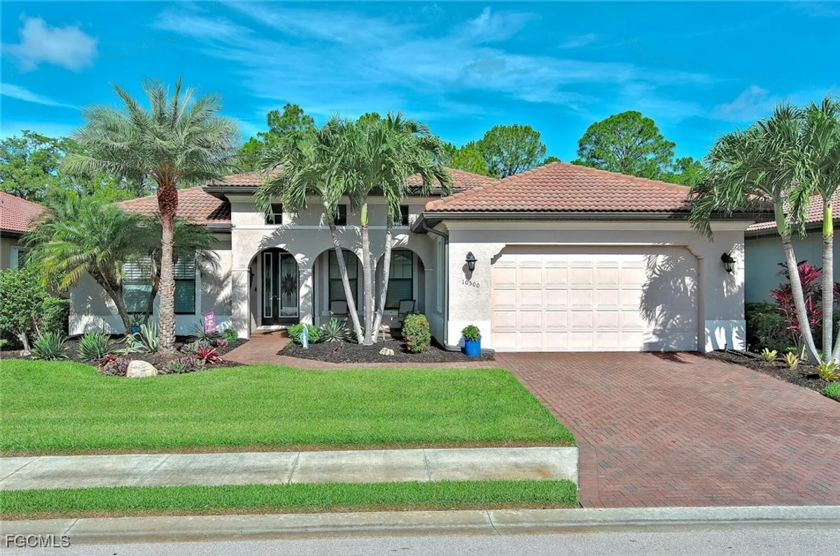 Property Slideshow image 1 of 49 | 10500 solaro st, Fort Myers, FL, 33913