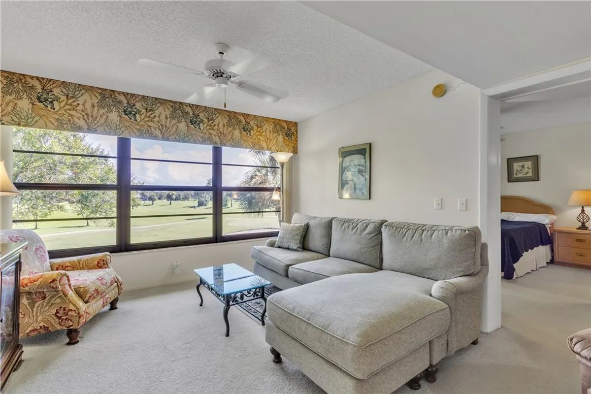 Property Slideshow image 1 of 36 | 25 plantation dr apt 203, Vero Beach, FL, 32966