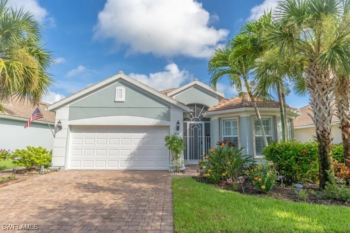 Property Slideshow image 1 of 50 | 8459 benelli ct, Naples, FL, 34114