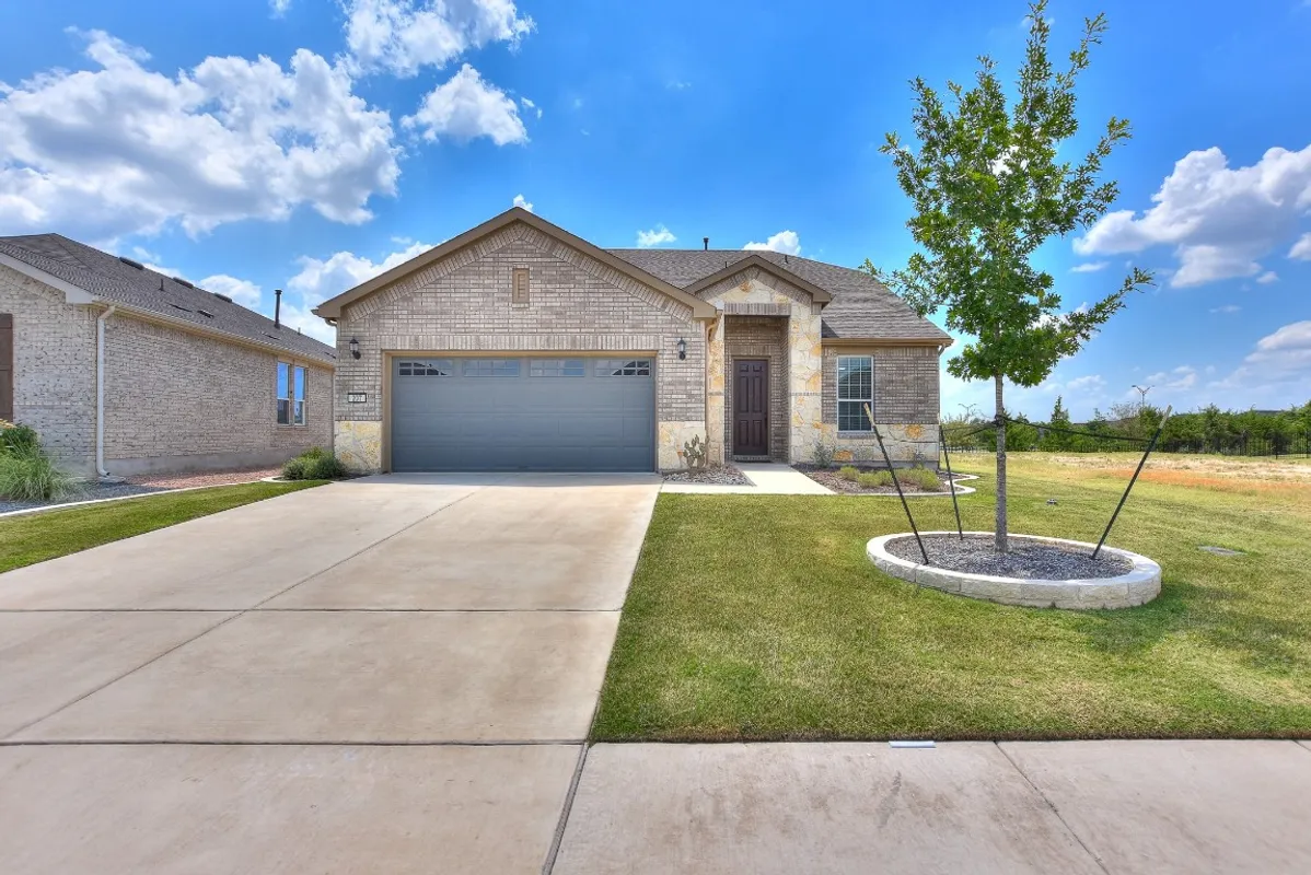 Property Slideshow image 1 of 40 | 207 bellows st, Georgetown, TX, 78633