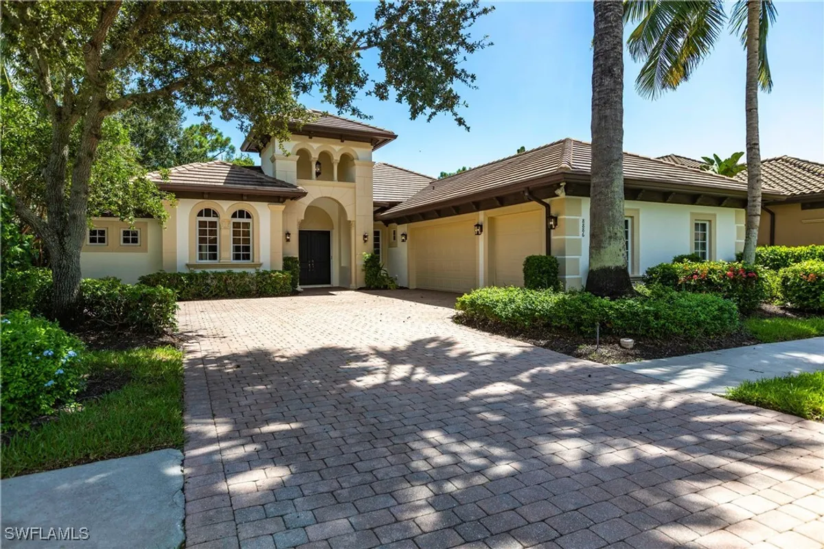 Property Slideshow image 1 of 30 | 8886 shenendoah cir, Naples, FL, 34113