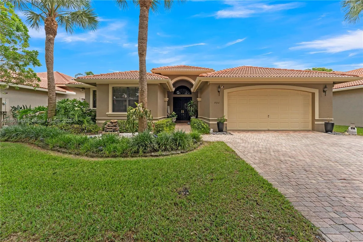 Property Slideshow image 1 of 34 | 7651 via grande, Boynton Beach, FL, 33437