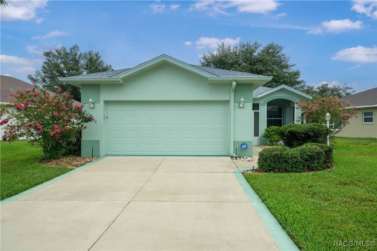 Property Slideshow image 1 of 80 | 1876 w caroline path, Lecanto, FL, 34461