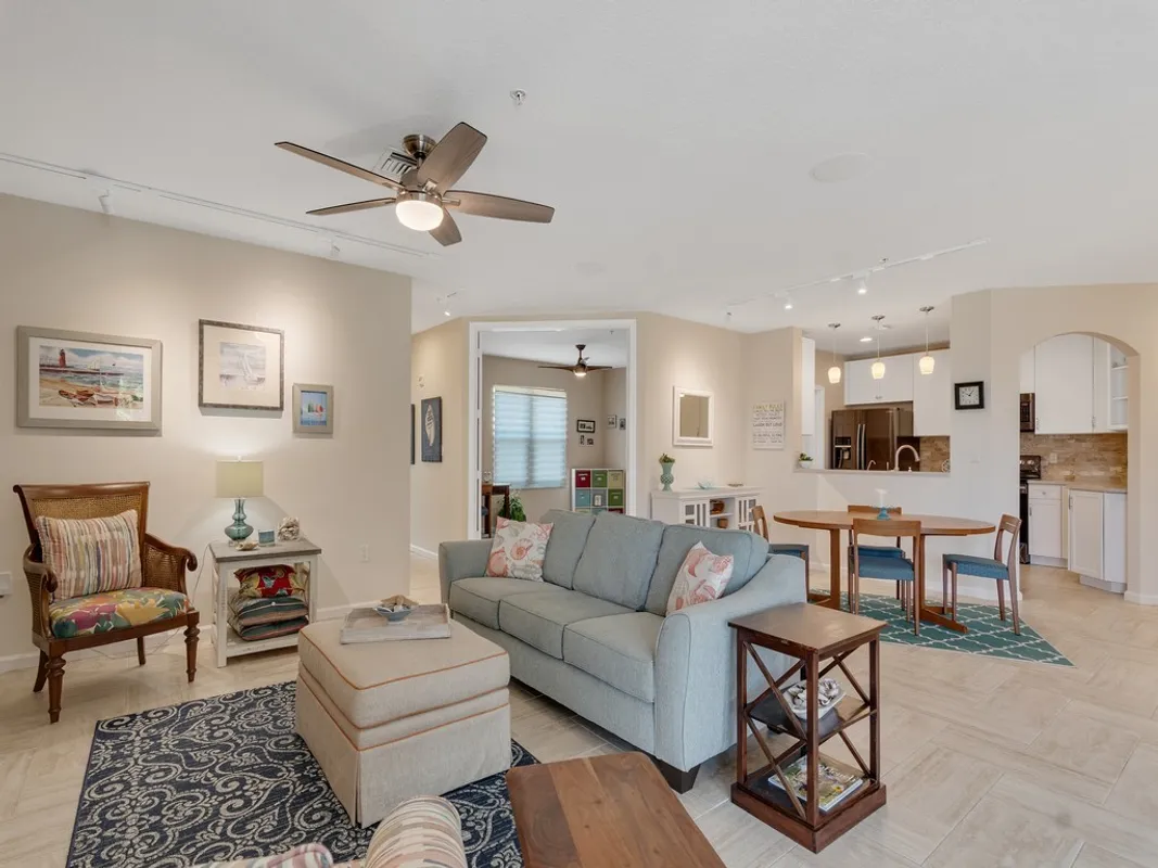 Property Slideshow image 1 of 32 | 5020 fairways cir apt j206, Vero Beach, FL, 32967