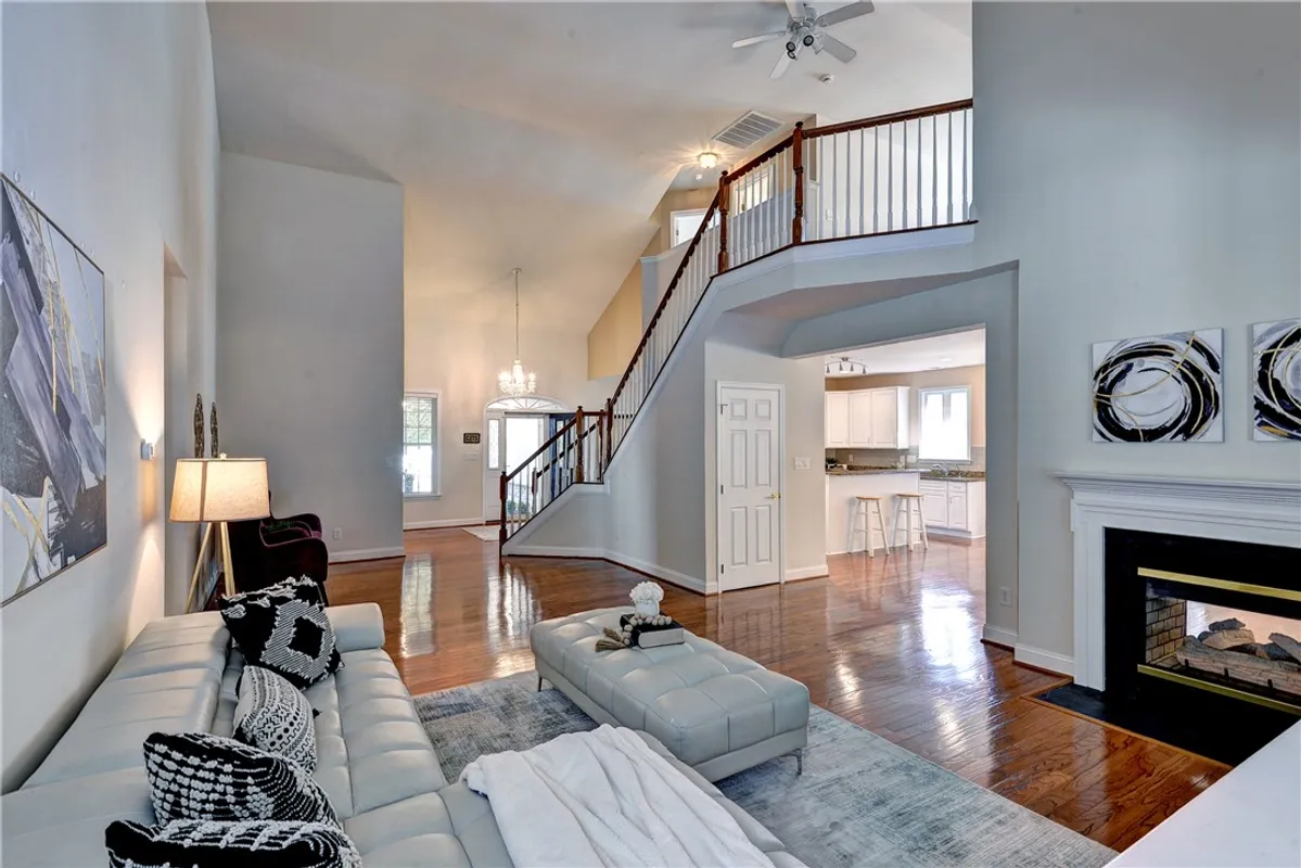 Property Slideshow image 1 of 39 | 4756 winterberry ct, Williamsburg, VA, 23188