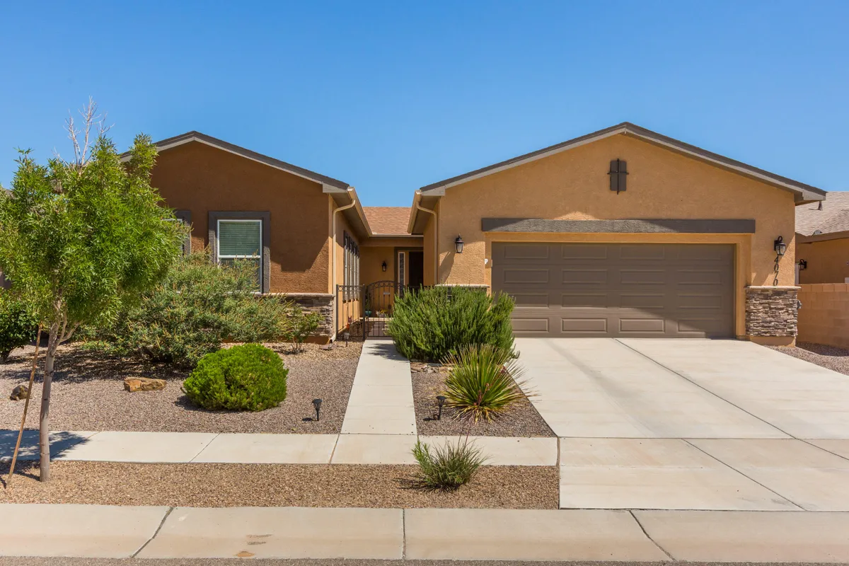 Property Slideshow image 1 of 41 | 4070 mora river ave, Los Lunas, NM, 87031