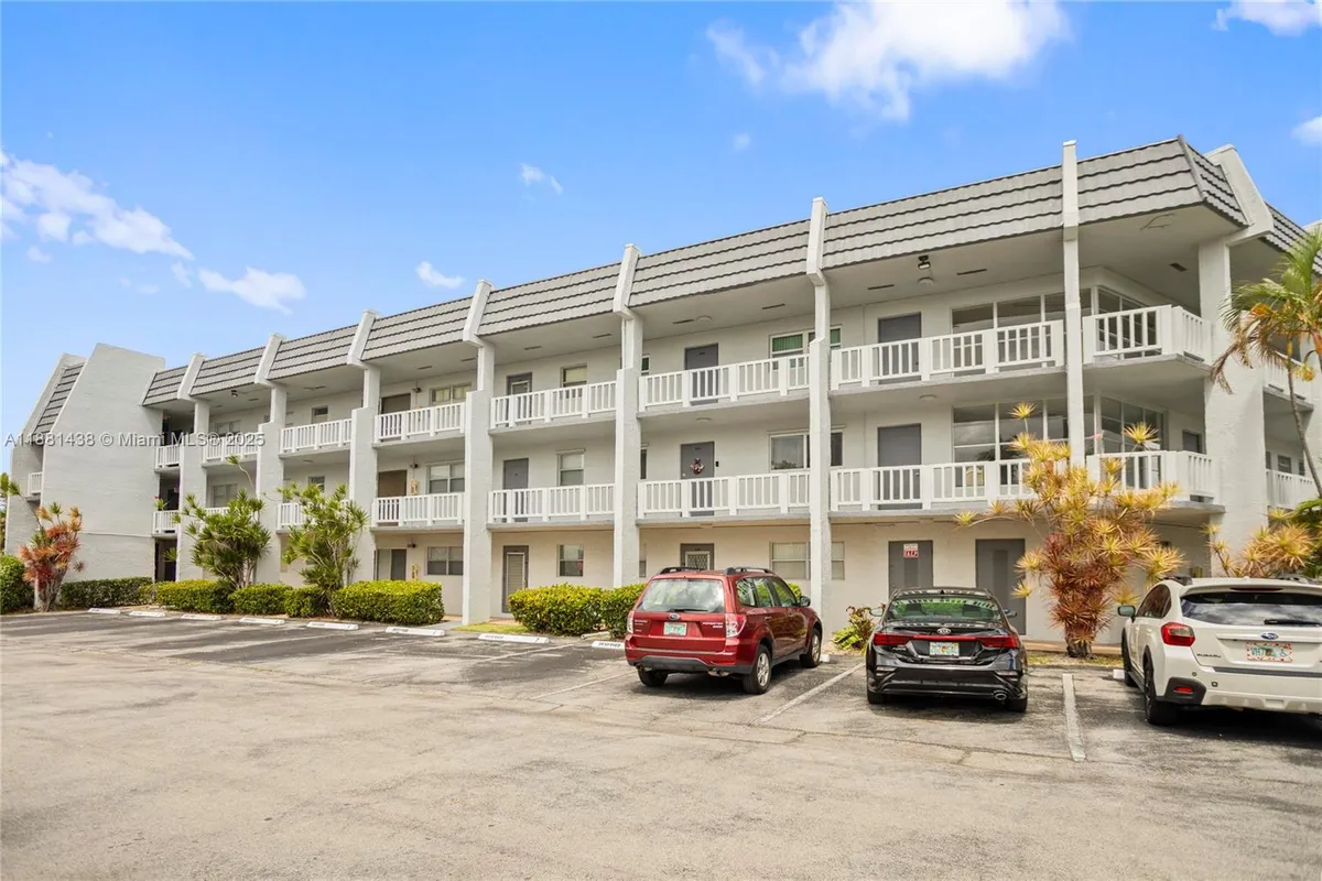 Property Slideshow image 1 of 42 | 6600 royal palm blvd apt 103b, Margate, FL, 33063
