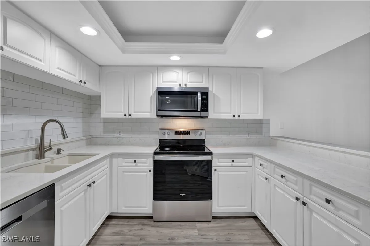 Property Slideshow image 1 of 31 | 5895 chanteclair dr 126, Naples, FL, 34108