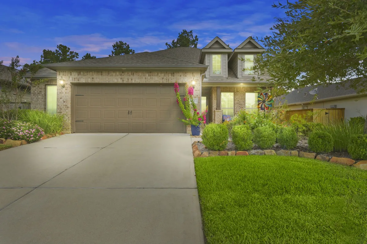 Property Slideshow image 1 of 43 | 110 pepper grass pl, Montgomery, TX, 77316