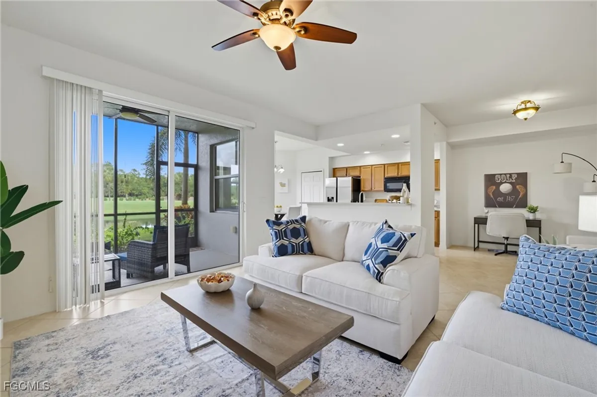 Property Slideshow image 1 of 50 | 10341 heritage bay blvd 1912, Naples, FL, 34120