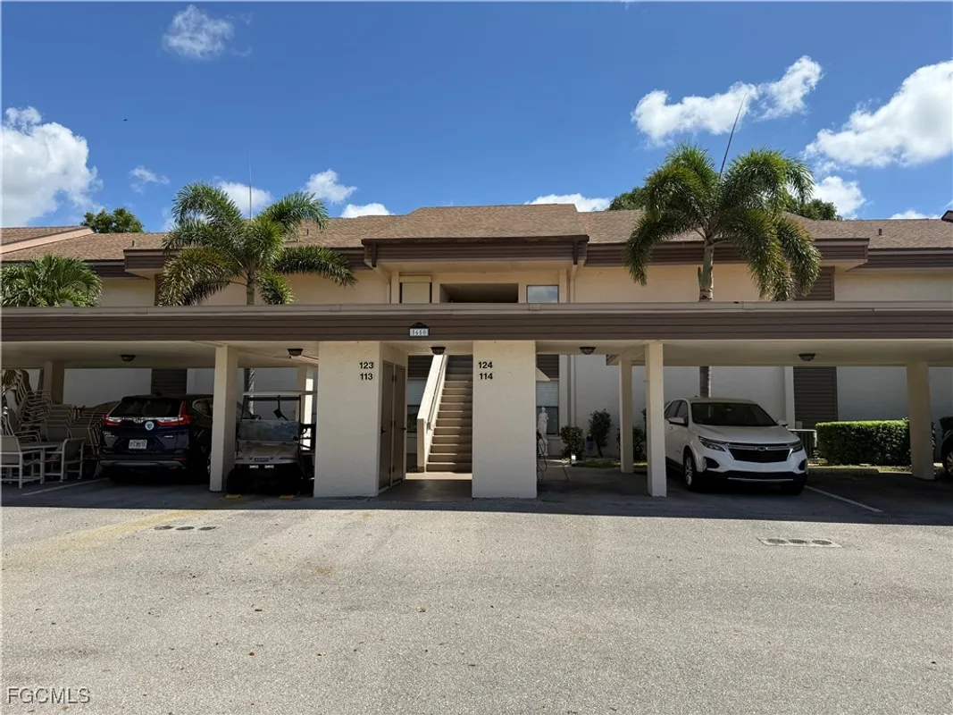 Property Slideshow image 1 of 25 | 5650 trailwinds dr 124, Fort Myers, FL, 33907