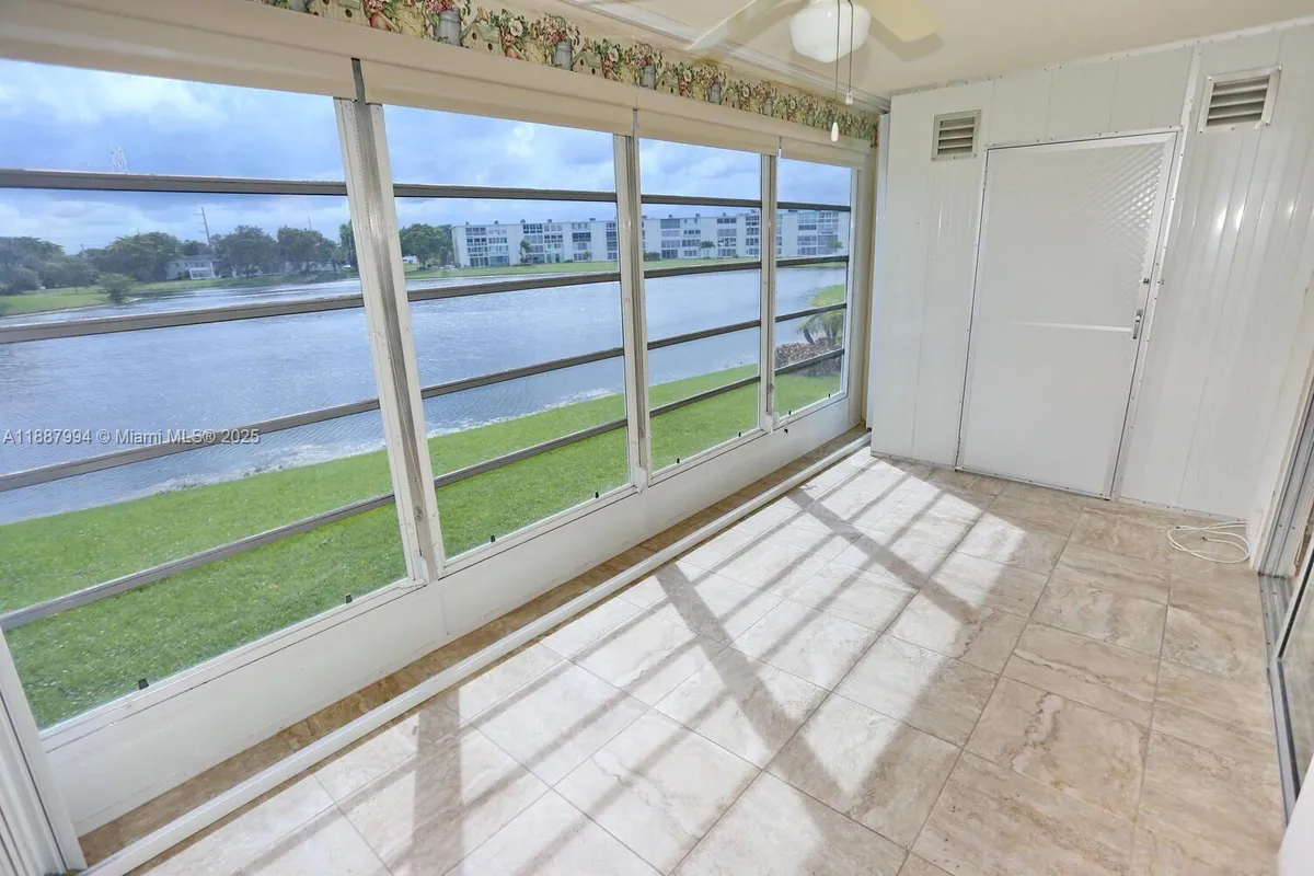 Property Slideshow image 1 of 33 | 2079 harwood f # 2079, Deerfield Beach, FL, 33442