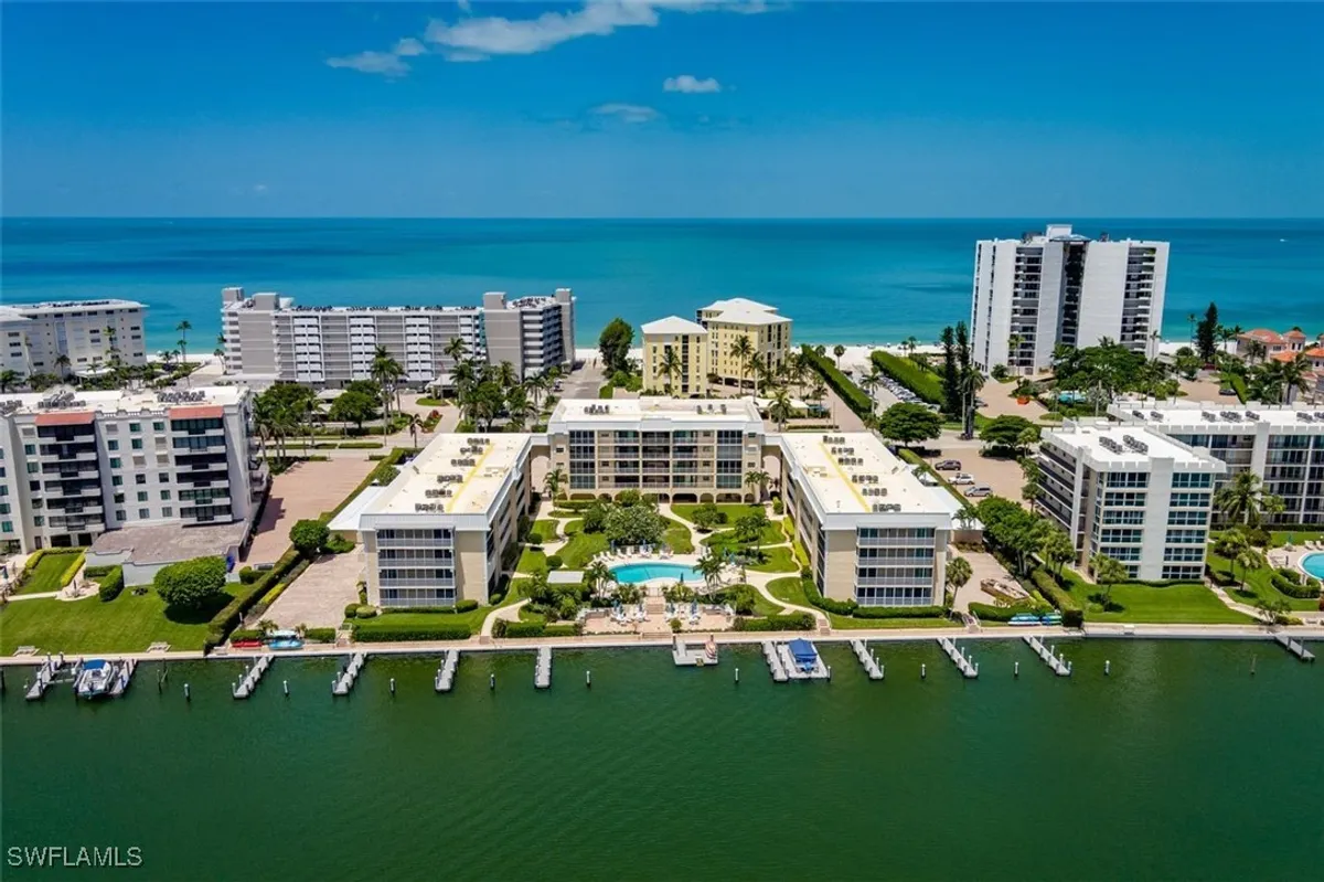 Property Slideshow image 1 of 40 | 3450 gulf shore blvd 315, Naples, FL, 34103