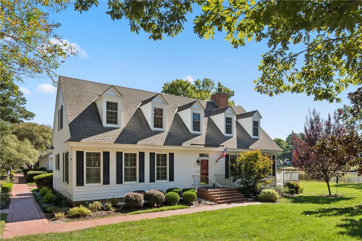 Property Slideshow image 1 of 43 | 311 dogleg dr, Williamsburg, VA, 23188