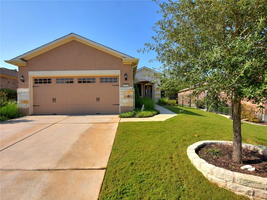 Property Slideshow image 1 of 25 | 303 kickapoo creek ln, Georgetown, TX, 78633