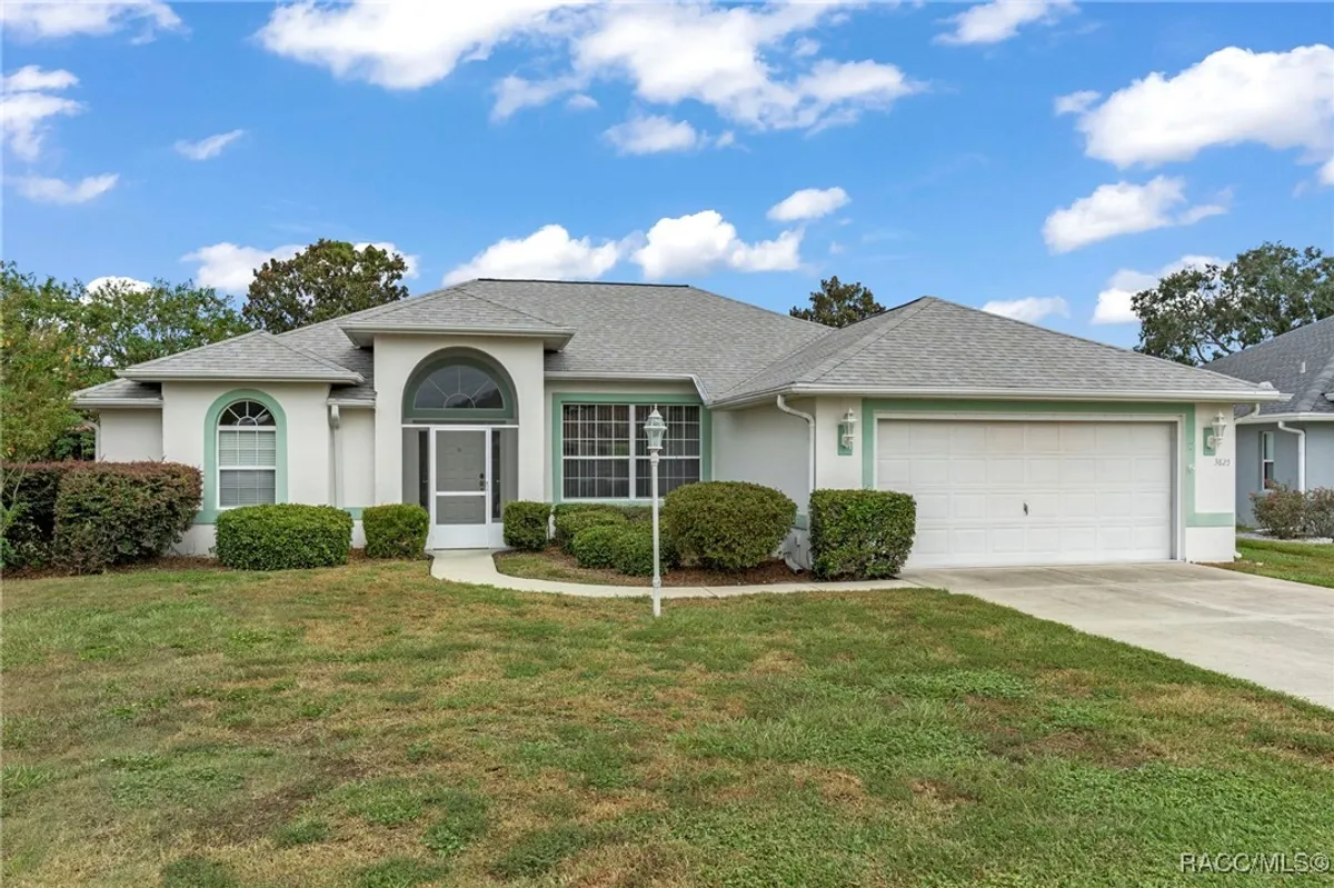 Property Slideshow image 1 of 76 | 3825 e arbor lakes dr, Hernando, FL, 34442