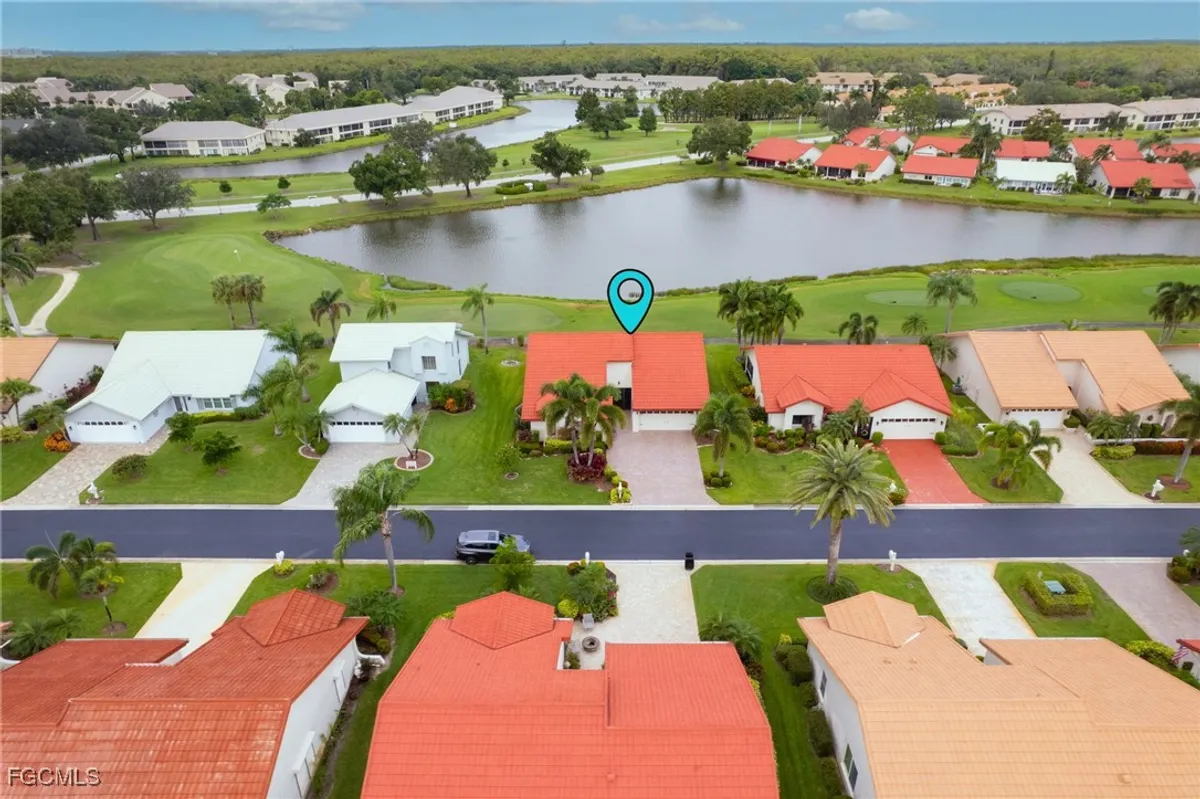 Property Slideshow image 1 of 49 | 13318 oak hill loop, Fort Myers, FL, 33912