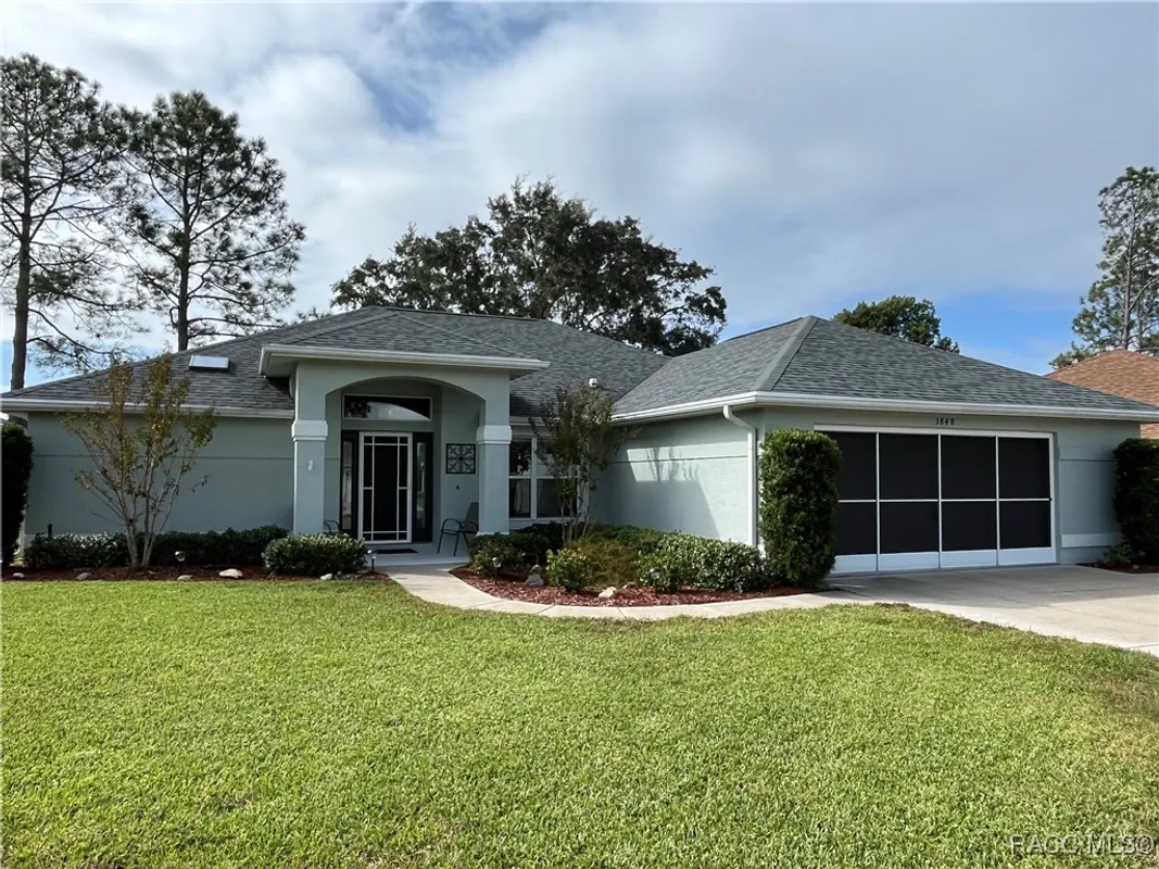 Property Slideshow image 1 of 37 | 3848 e arbor lakes dr, Hernando, FL, 34442