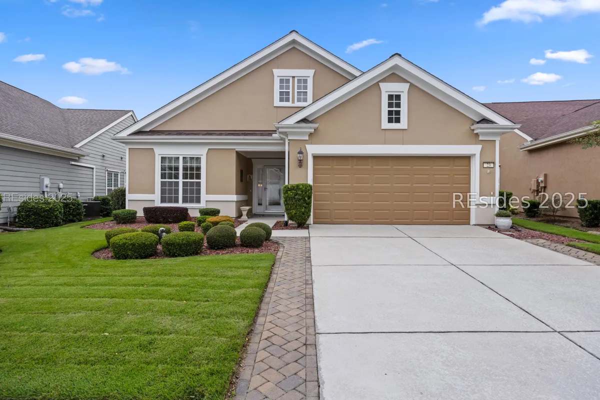 Property Slideshow image 1 of 66 | 23 knotweed ct, Bluffton, SC, 29909