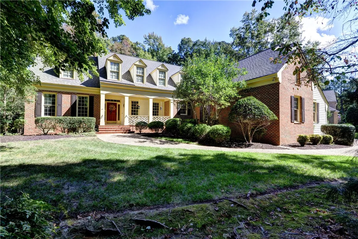 Property Slideshow image 1 of 50 | 2031 hornes lake rd, Williamsburg, VA, 23185