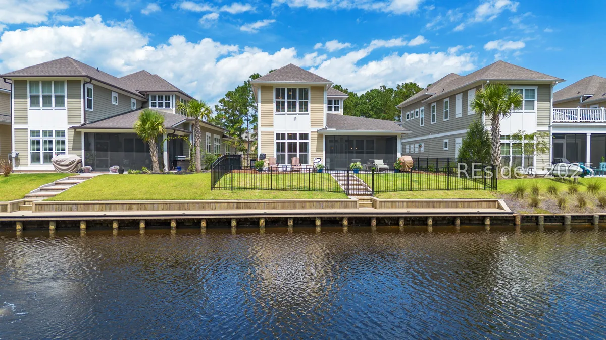 Property Slideshow image 1 of 60 | 139 hampton lake xing, Bluffton, SC, 29910