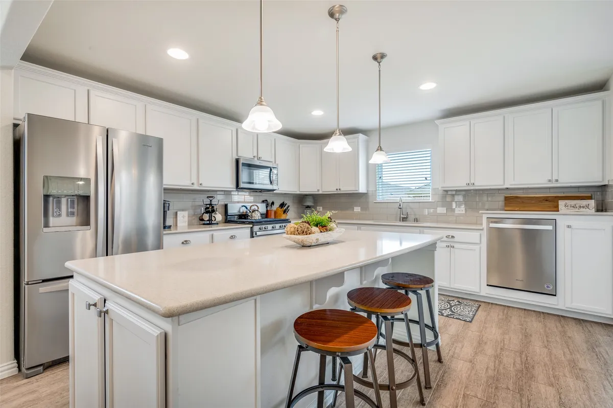 Property Slideshow image 1 of 29 | 8873 shore crest rd, Frisco, TX, 75036