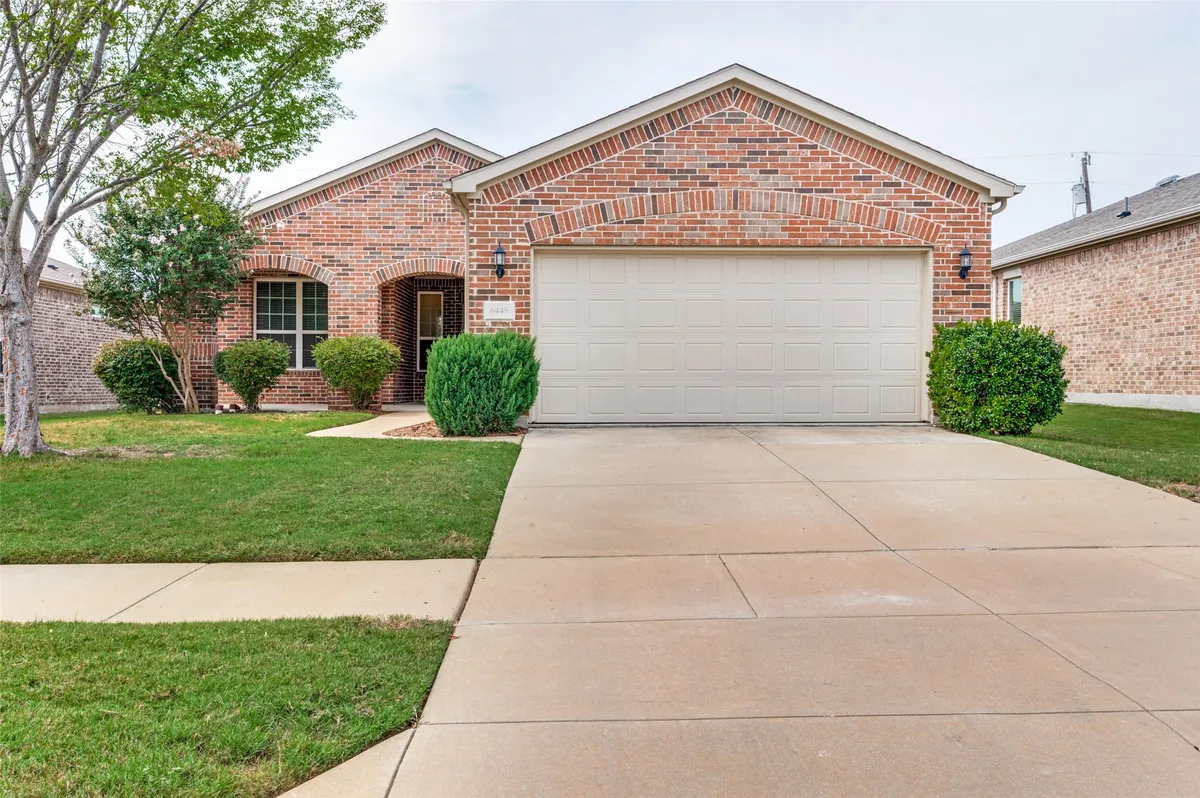 Property Slideshow image 1 of 30 | 6445 paragon dr, Frisco, TX, 75036