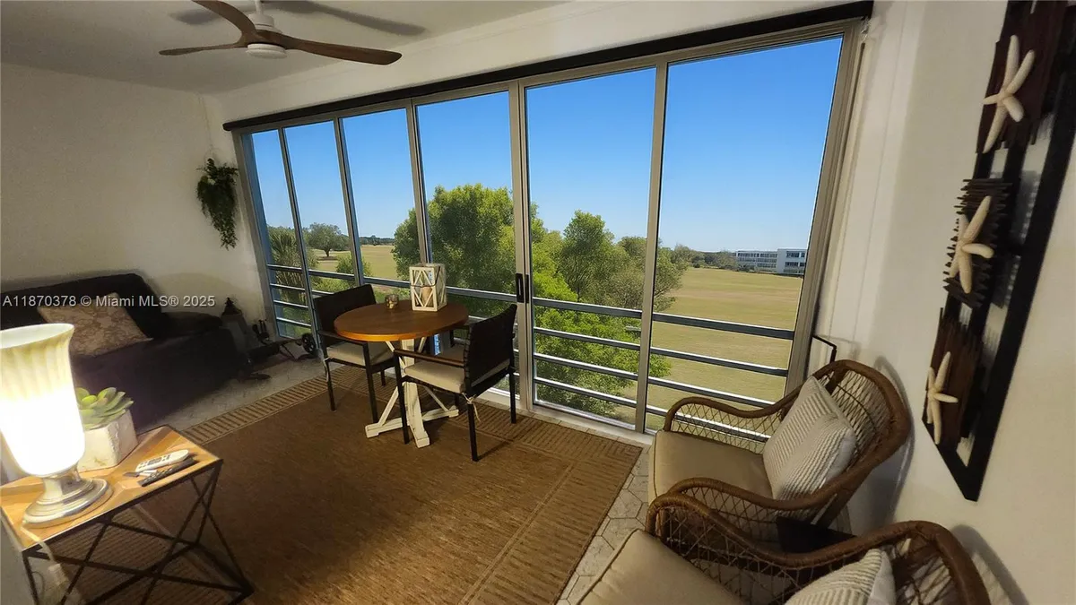 Property Slideshow image 1 of 44 | 2001 ventnor g # 2001, Deerfield Beach, FL, 33442