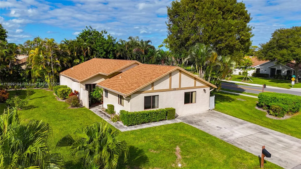 Property Slideshow image 1 of 40 | 3115 nw 12th st, Delray Beach, FL, 33445