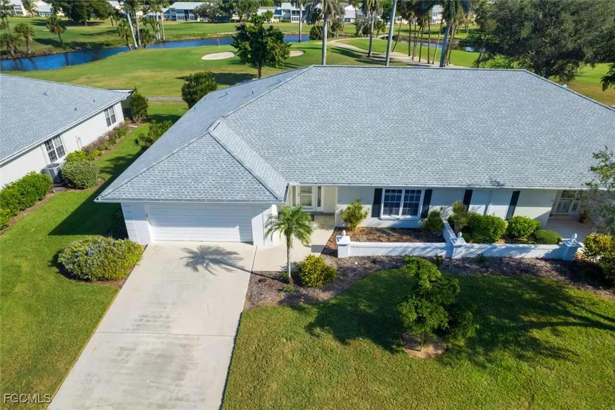Property Slideshow image 1 of 50 | 1309 n brandywine cir, Fort Myers, FL, 33919