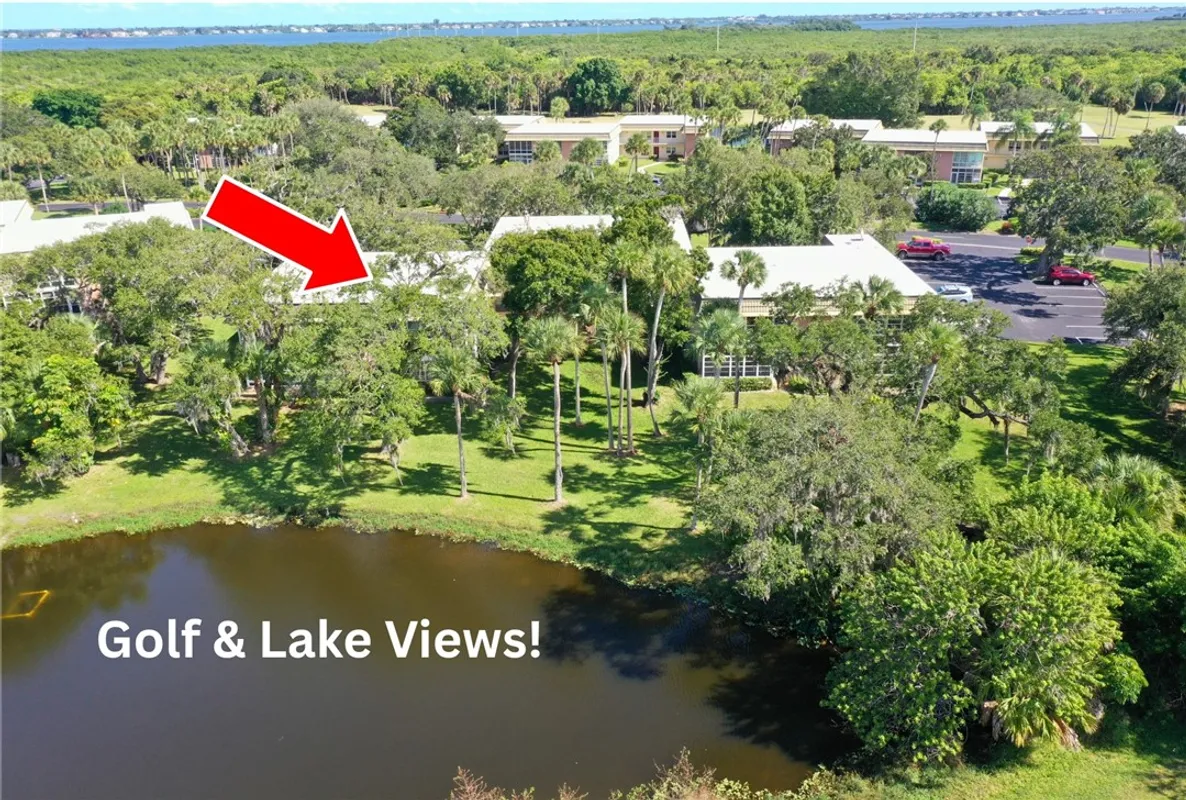 Property Slideshow image 1 of 35 | 11 vista gardens trl apt 104, Vero Beach, FL, 32962