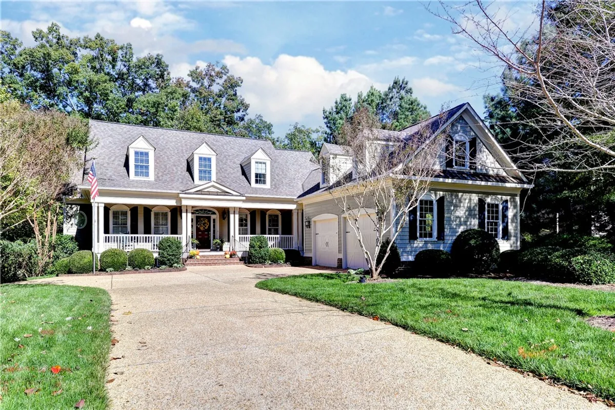 Property Slideshow image 1 of 50 | 1621 river rdg, Williamsburg, VA, 23185