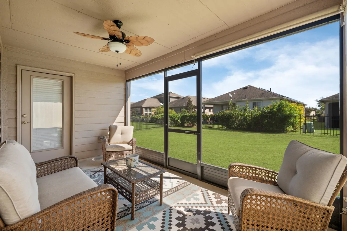Property Slideshow image 1 of 47 | 343 crested eagle dr, Richmond, TX, 77469