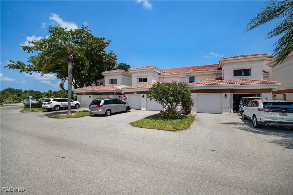 Property Slideshow image 1 of 43 | 13290 medinah cir 5, Fort Myers, FL, 33907