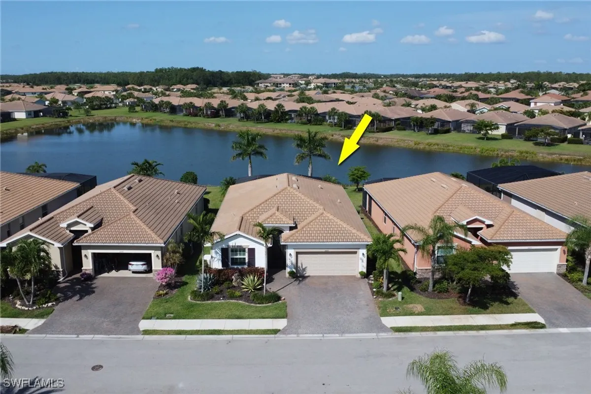 Property Slideshow image 1 of 50 | 10276 livorno dr, Fort Myers, FL, 33913