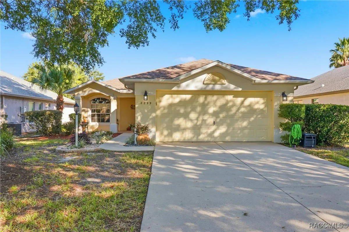 Property Slideshow image 1 of 48 | 2299 n brentwood cir, Lecanto, FL, 34461