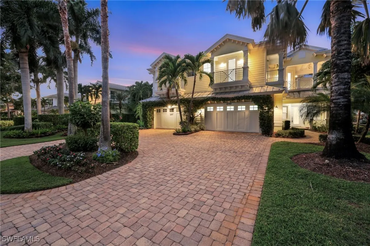 Property Slideshow image 1 of 46 | 699 fairway ter, Naples, FL, 34103