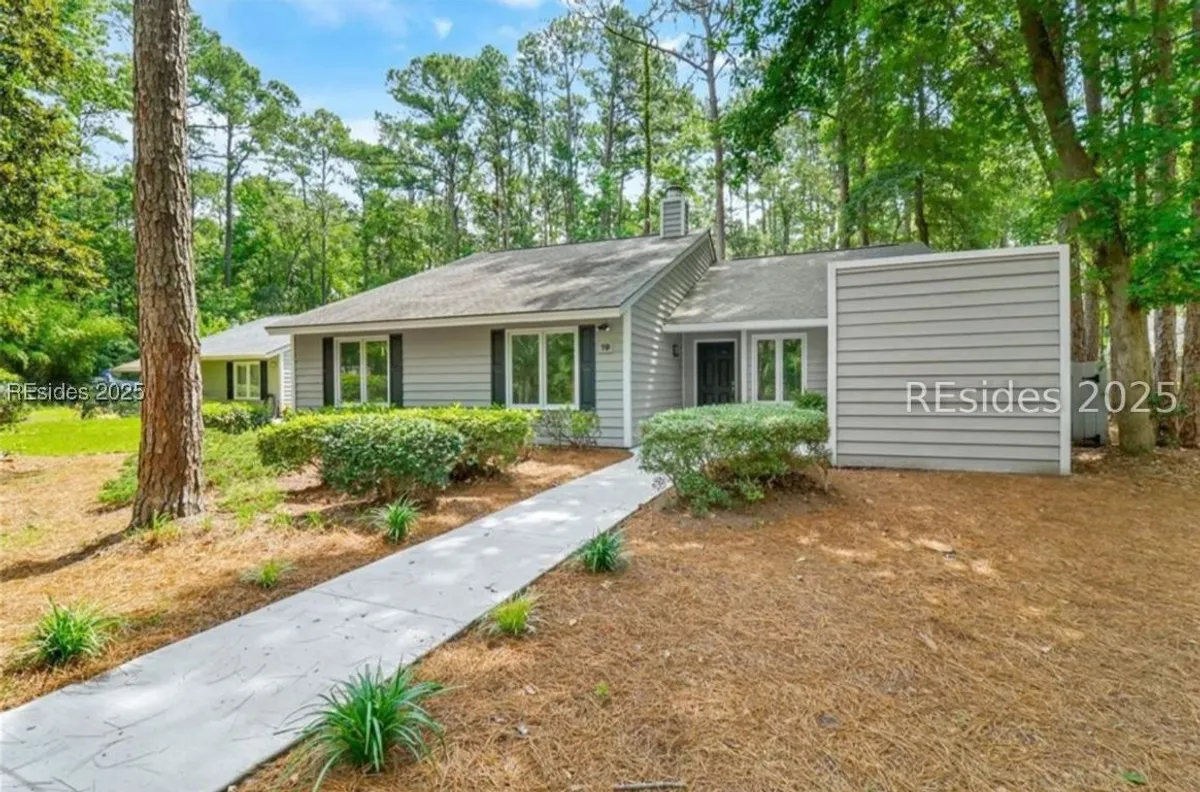 Property Slideshow image 1 of 66 | 19 fernwood trl, Hilton Head Island, SC, 29926