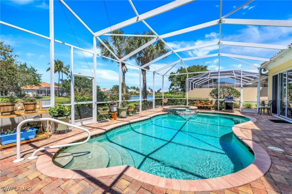 Property Slideshow image 1 of 50 | 2918 gilford way, Naples, FL, 34119