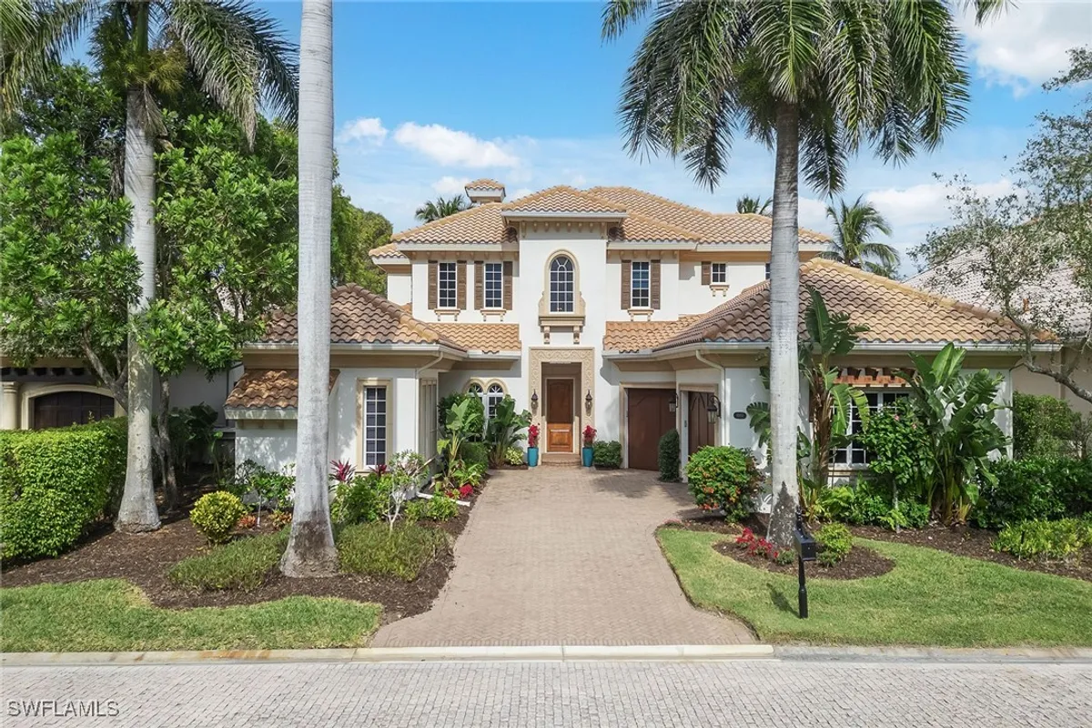 Property Slideshow image 1 of 50 | 8604 majorca ln, Naples, FL, 34114