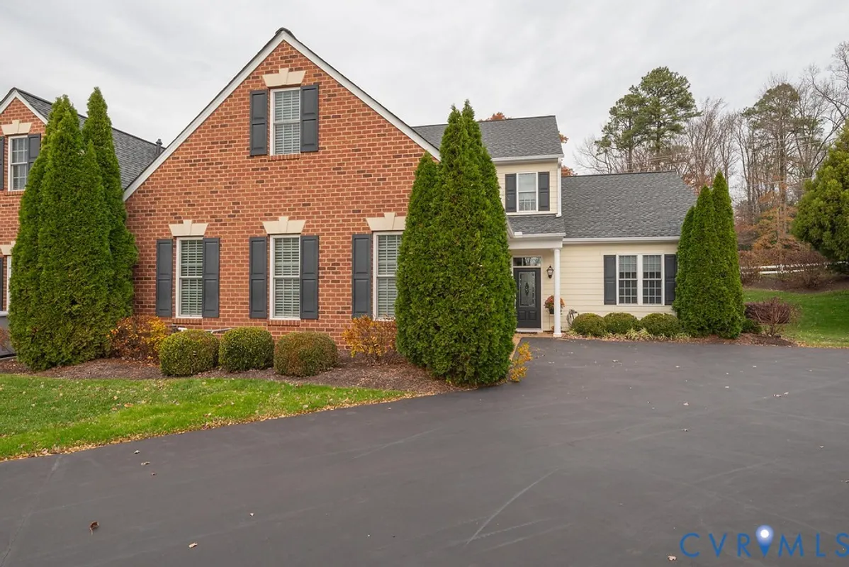 Property Slideshow image 1 of 50 | 10108 forrest patch dr, Mechanicsville, VA, 23116