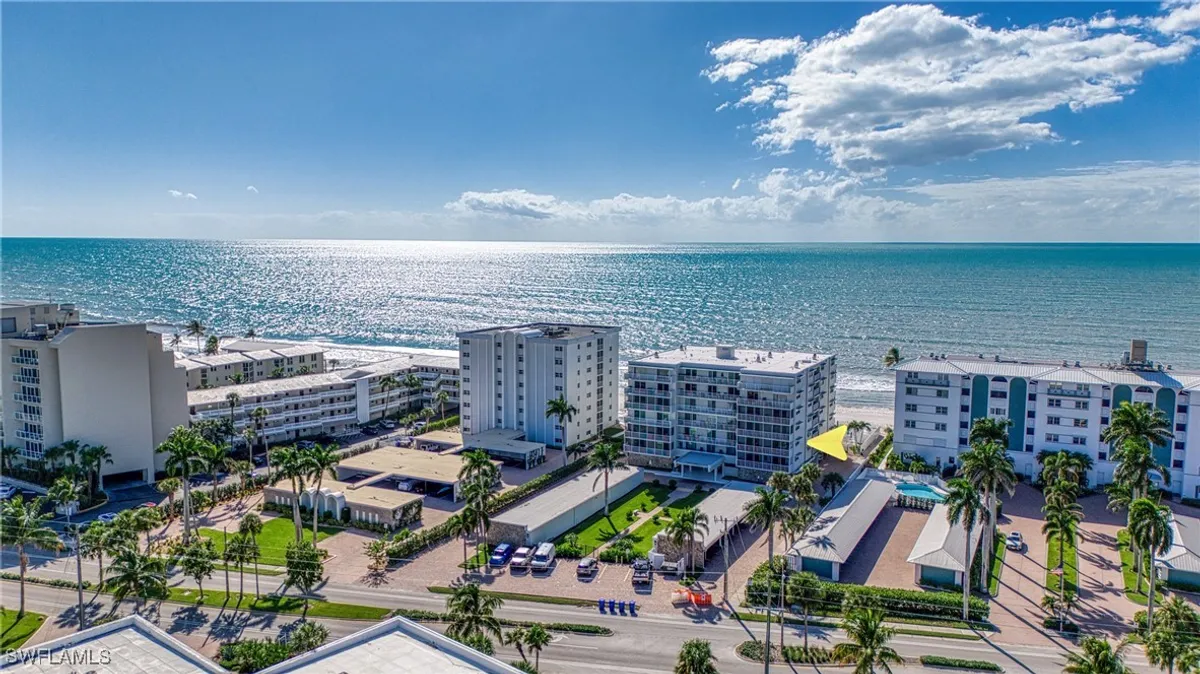 Property Slideshow image 1 of 50 | 1977 gulf shore blvd 306, Naples, FL, 34102