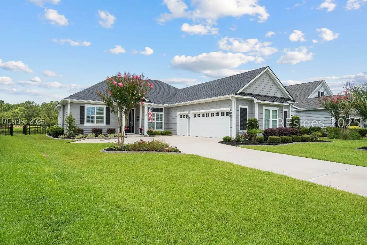 Property Slideshow image 1 of 48 | 327 river oak way, Hardeeville, SC, 29927