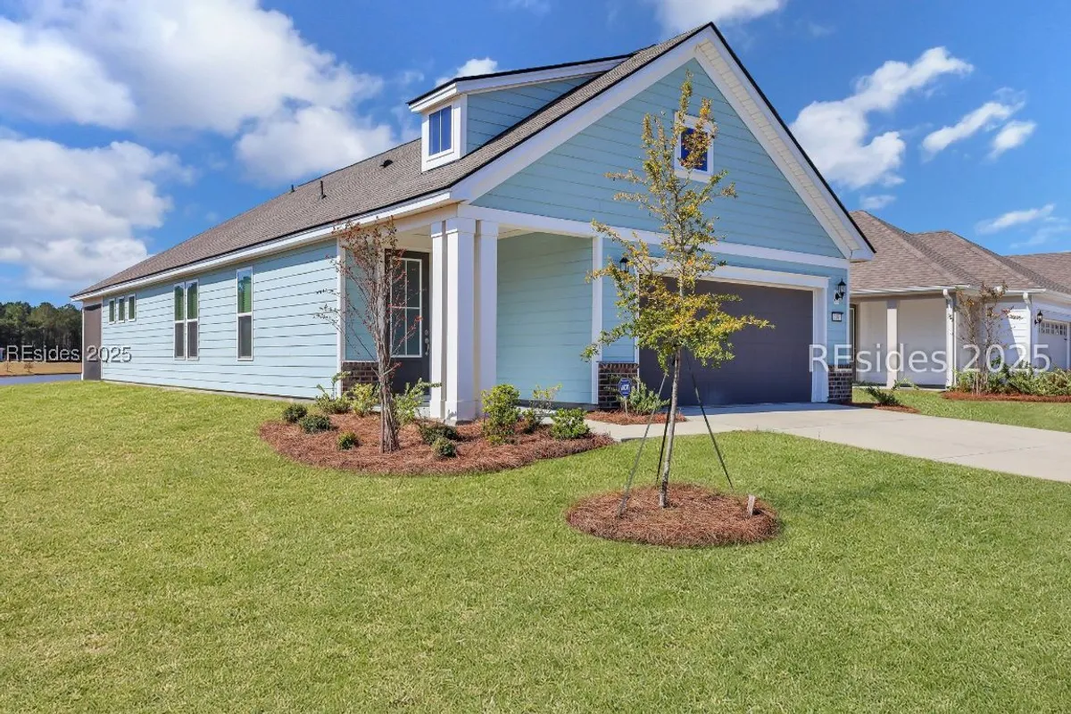 Property Slideshow image 1 of 20 | 209 aurora way, Bluffton, SC, 29909