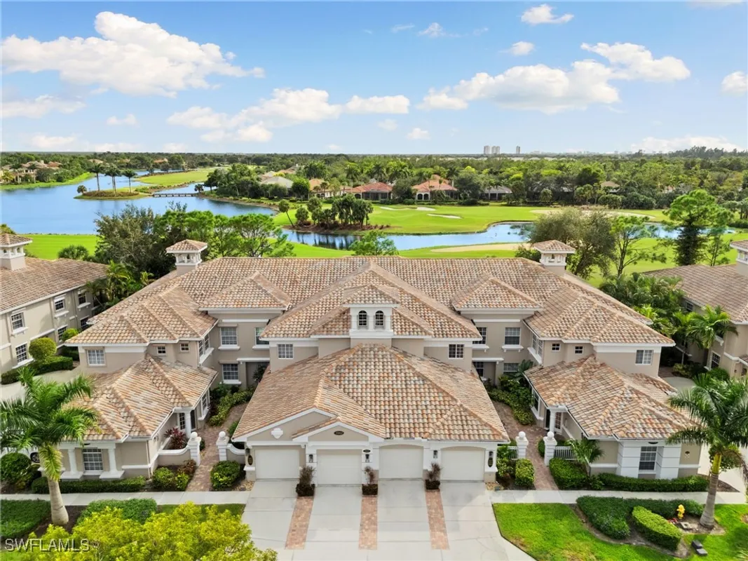 Property Slideshow image 1 of 50 | 3960 deer crossing ct 103, Naples, FL, 34114