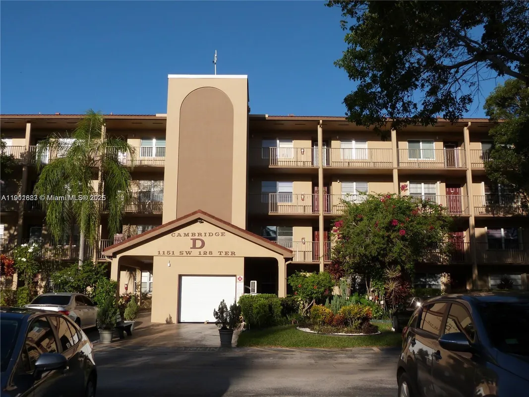 Property Slideshow image 1 of 19 | 1151 sw 128th ter 312d, Pembroke Pines, FL, 33027