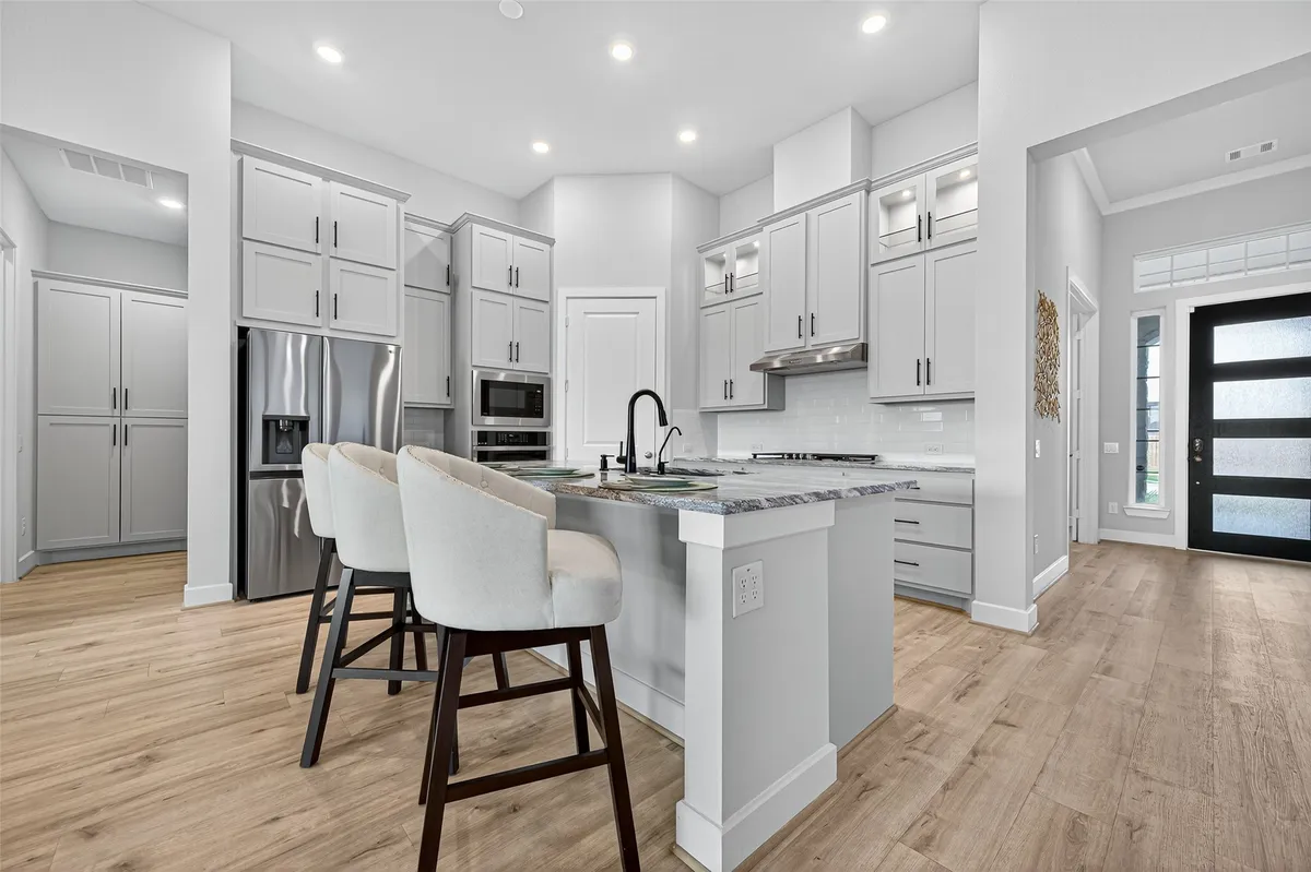 Property Slideshow image 1 of 44 | 4714 copper falls ln, Fulshear, TX, 77441