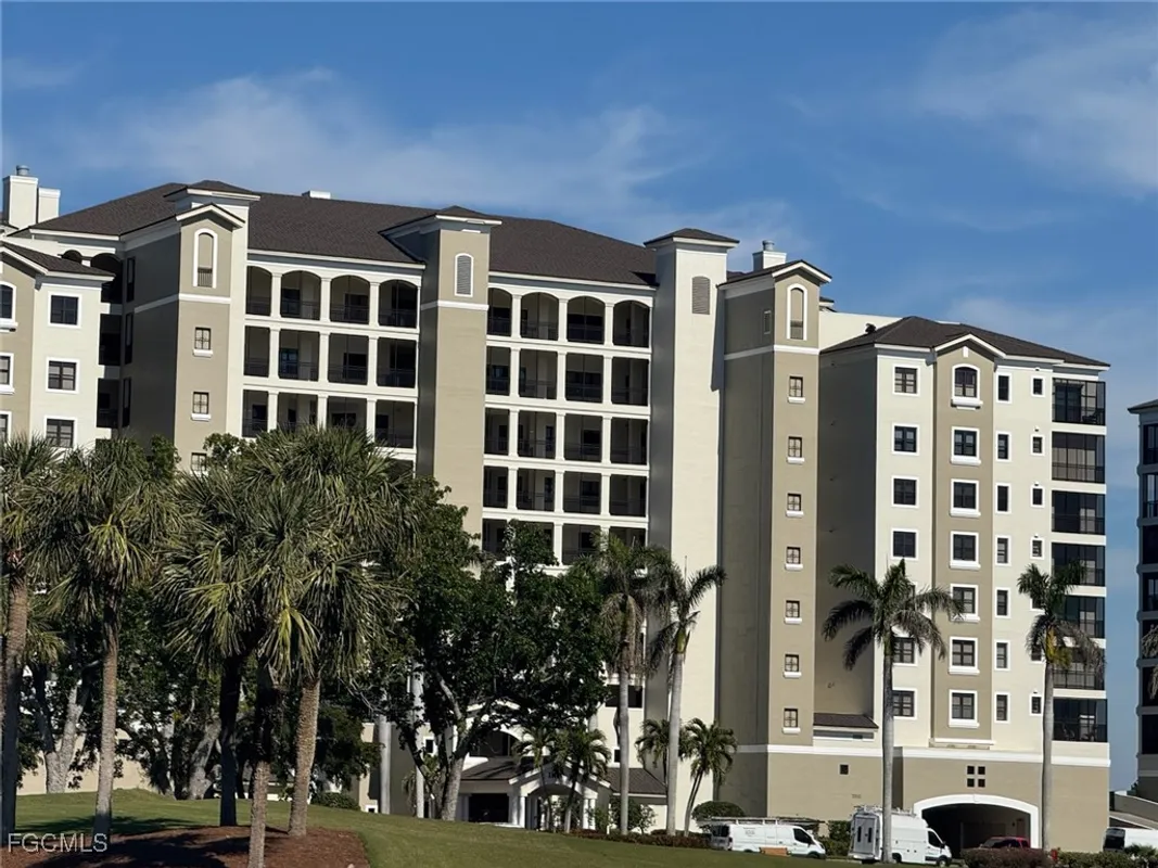 Property Slideshow image 1 of 47 | 11620 court of palms 605, Fort Myers, FL, 33908